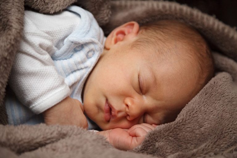 A importância do sono de qualidade para os bebês